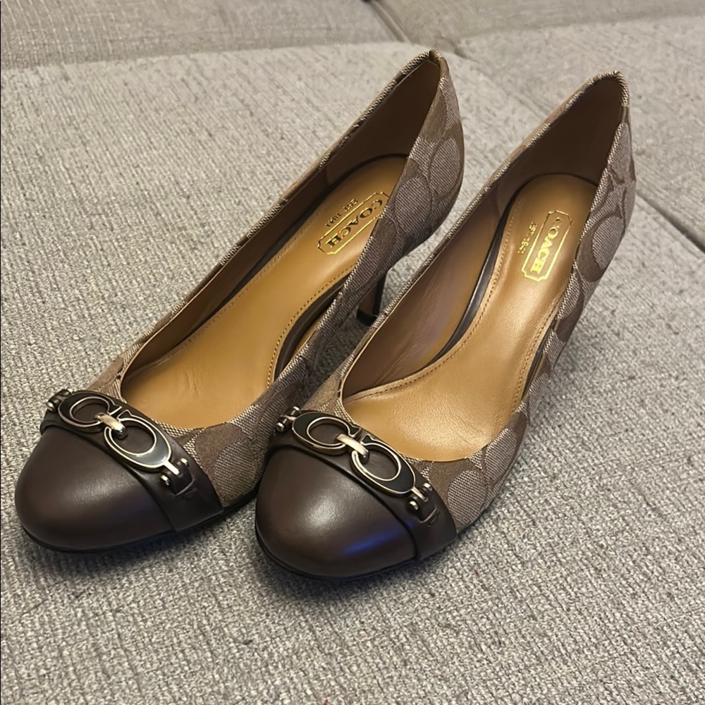 Coach Mabelle Brown Signature C Heels